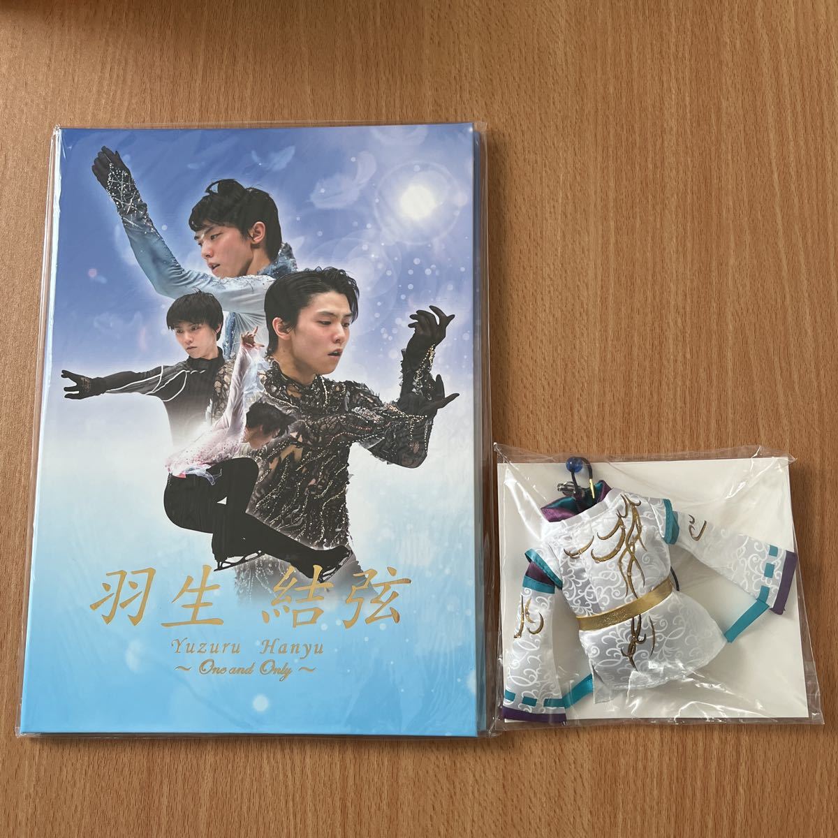 激安通販 羽生結弦 プレミアムセット 〜One and Only〜チャーム付 完売