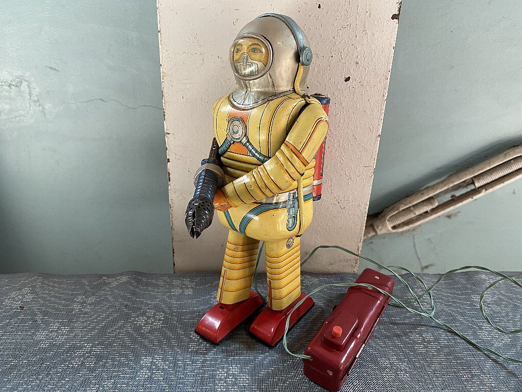 野村トーイ EARTH MAN/アースマン 電動リモコンブリキ/1950年代