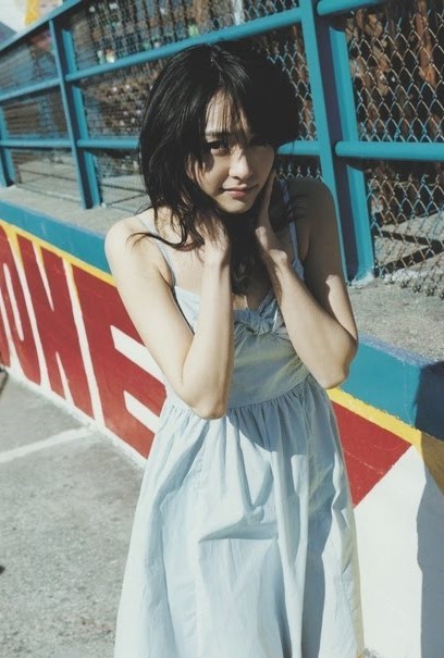 新垣結衣写真集『 月刊新垣結衣SPECIAL 』 SHINCHO MOOK 新垣結衣写真集『 月刊新垣結衣SPECIAL 』 SHINCHO MOOK