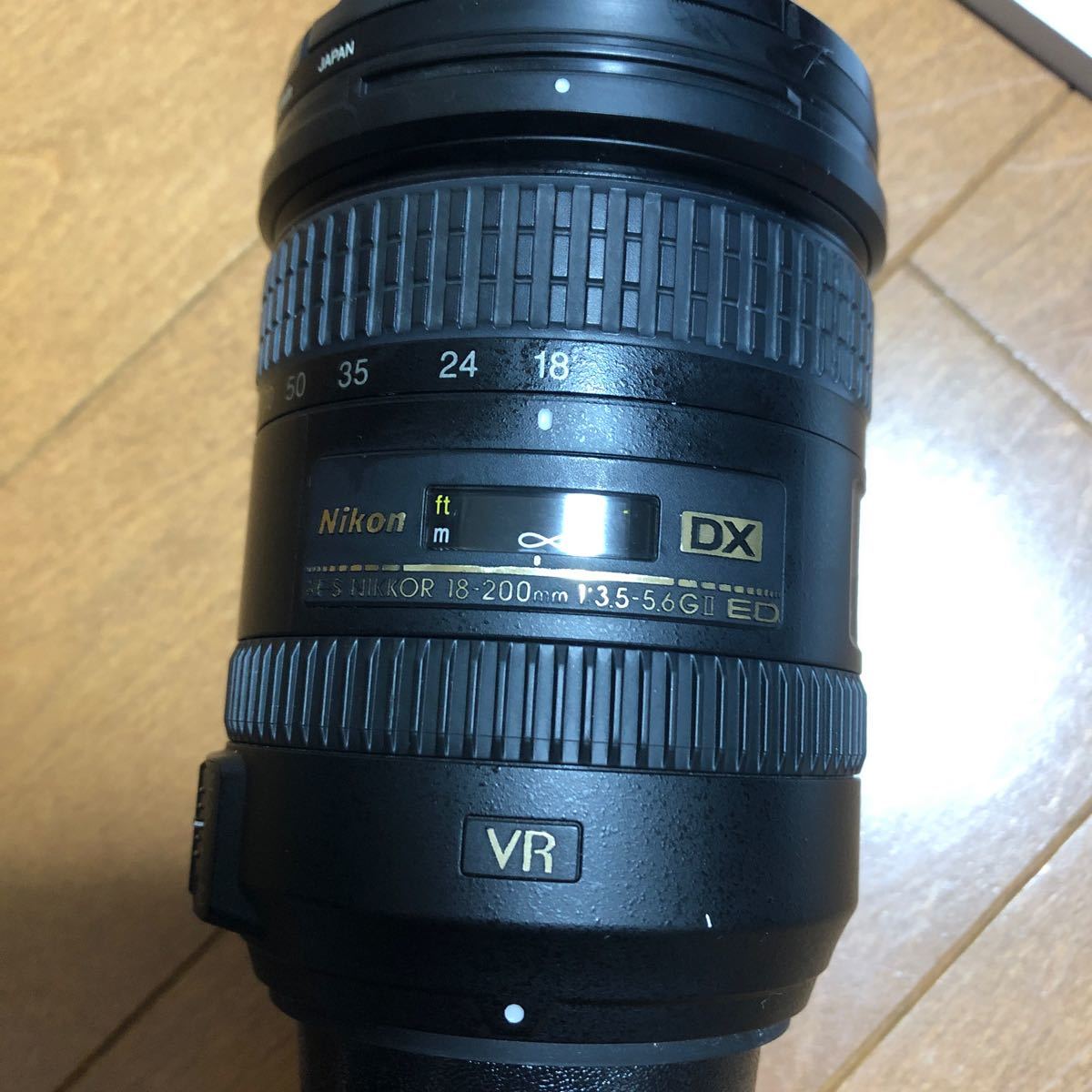 Nikon D3000+レンズ AF-S DX 18-200mm f3.5-5.6G ED VRII
