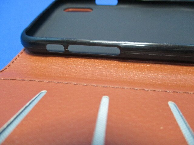 iPhoneXR ケース（6.1インチ）シンプル 手帳型 ケース ブラウン 手触りの良い上質感PUレザー スリムデザイン カードポケット スタンド機能_画像8