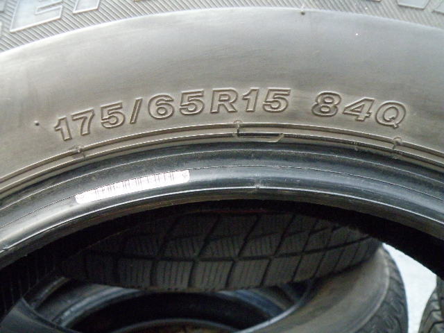 スタッドレスタイヤ　ブリヂストン　ICEPARTNER　175/65R15　残り溝6～7ミリ　４本_画像6