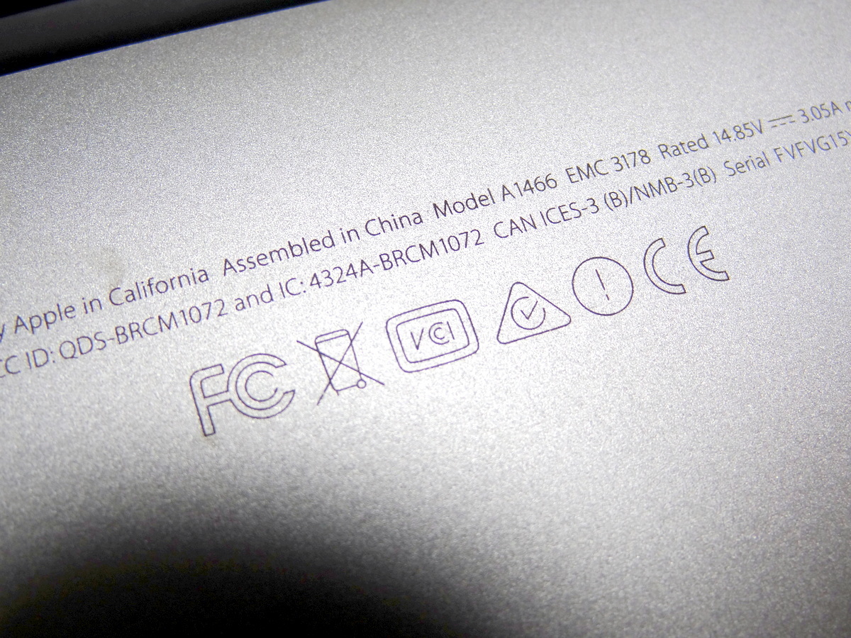 MacBook Air A1466 通電のみ確認　起動確認できず　ジャンク品_画像8