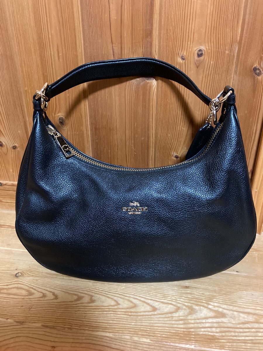値下げしました COACH コーチ ショルダーバッグ ハーレー ホーボー