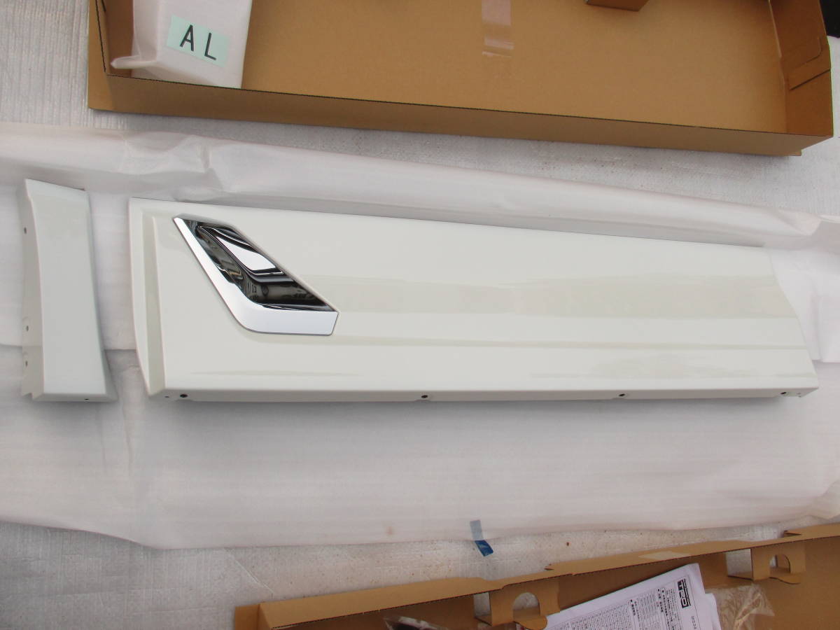 新品未使用 トヨタ 30系 アルファード ヴェルファイア TRD サイド