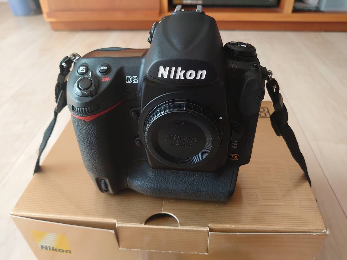 中古　ニコン Nikon D3 BODY デジタル一眼レフカメラ　綺麗　シャッター数約1.6万枚_画像2
