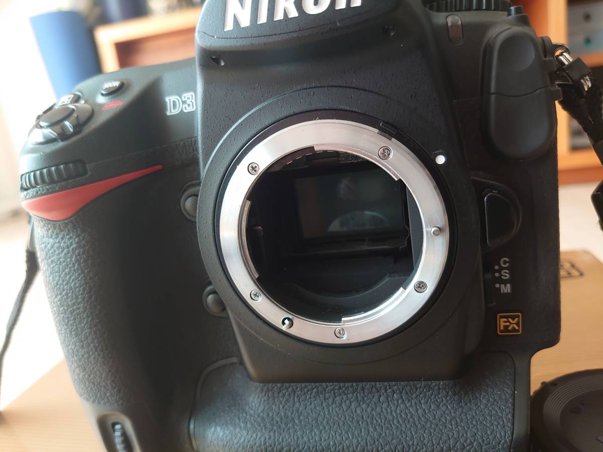 中古　ニコン Nikon D3 BODY デジタル一眼レフカメラ　綺麗　シャッター数約1.6万枚_画像3