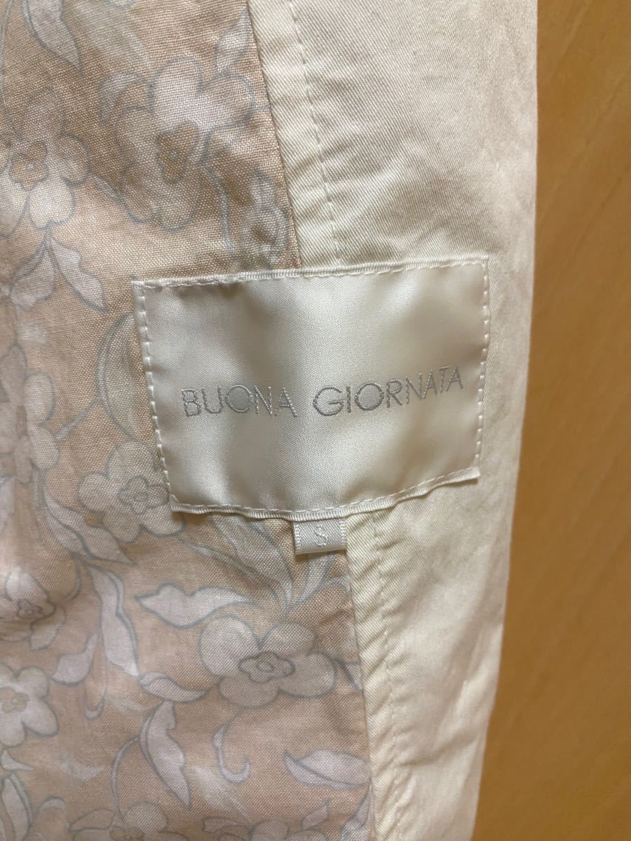BUONA GIORNATA 春物 イタリアンミリタリーホワイトジャケット コムサ