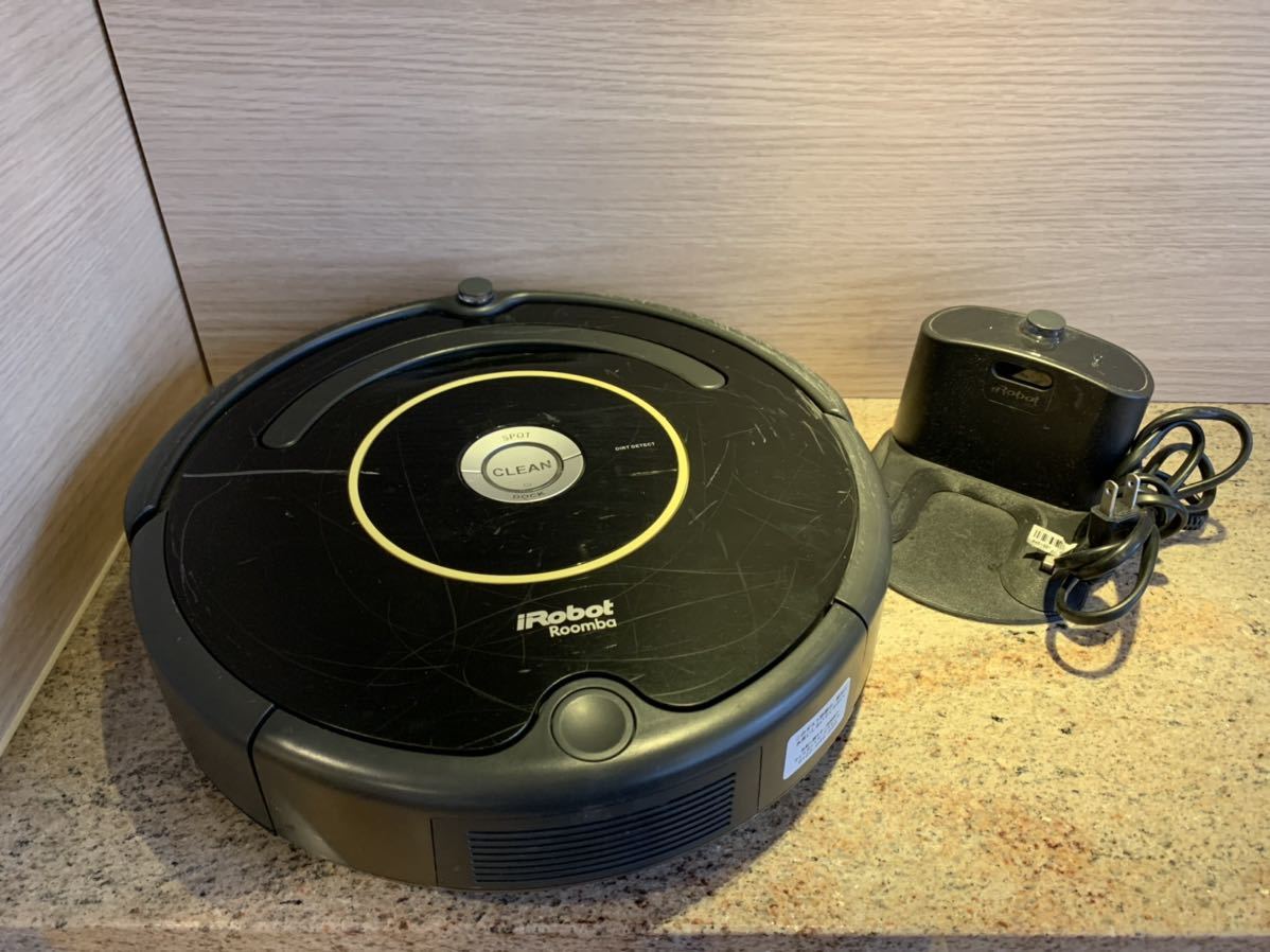 即決 送料無料　iRobot アイロボット Roomba ルンバ 625 ロボット掃除機 2016年製　充電器付