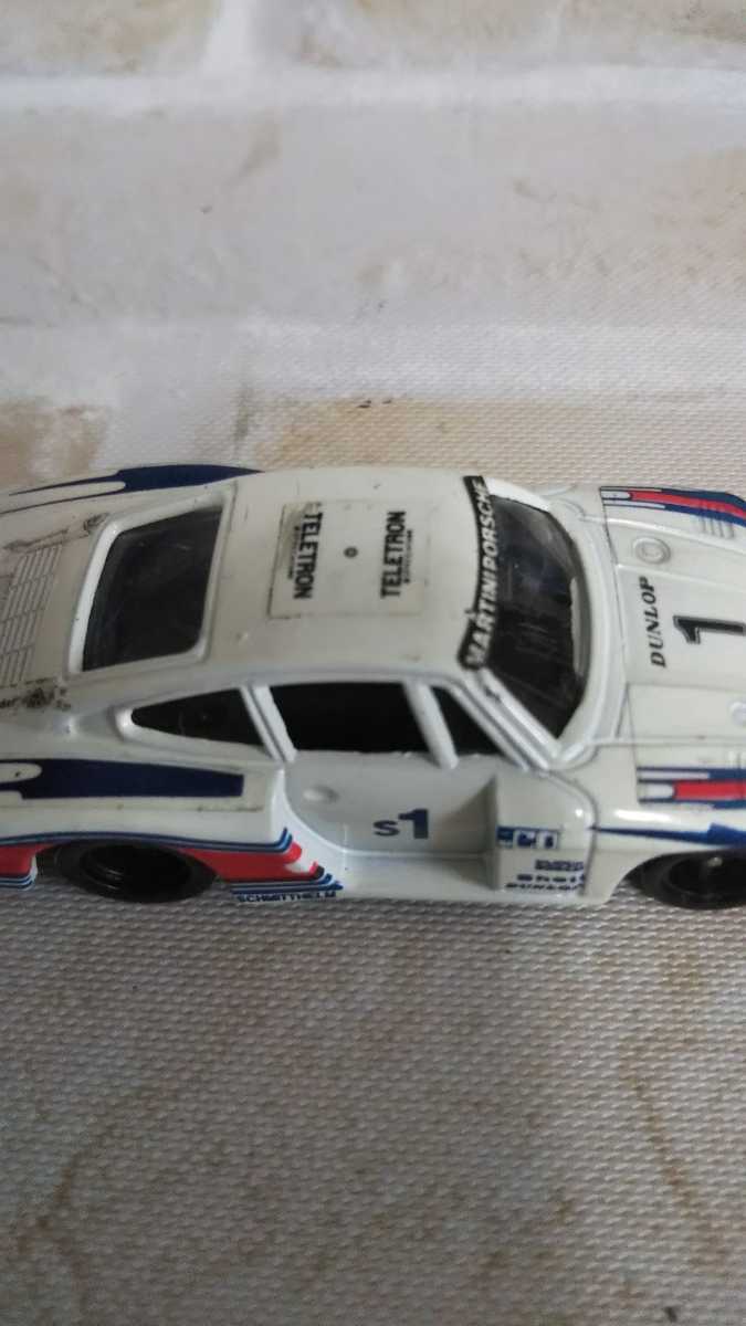 tomika.トミカ.日本製絶版品.NoF10. PORSCHE ポルシェ 935-78ターボ白シール張付.リヤサス不動.現状品画像確認商品説明 自己紹介必読下さいの画像8