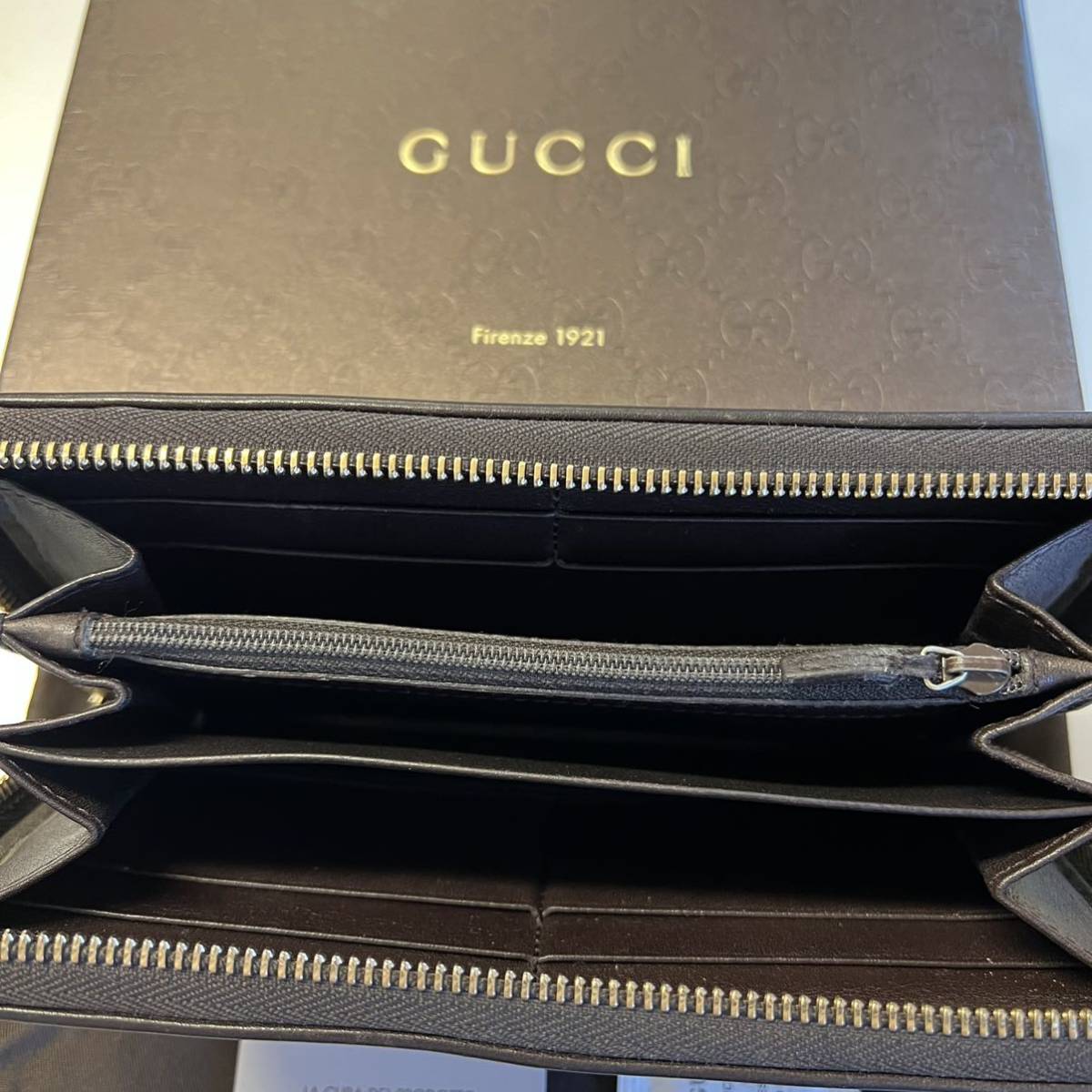 未使用に近い！ グッチ GUCCI 財布 長財布 インターロッキングGG