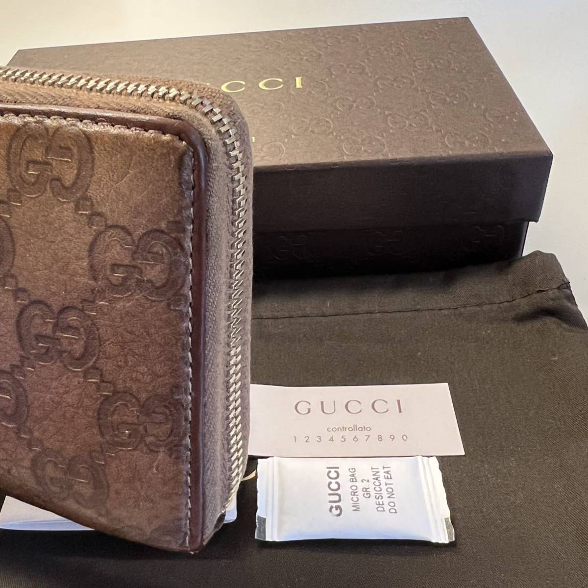 人気No.1 未使用に近い‼️ グッチ GUCCI 財布 長財布 シマレザー