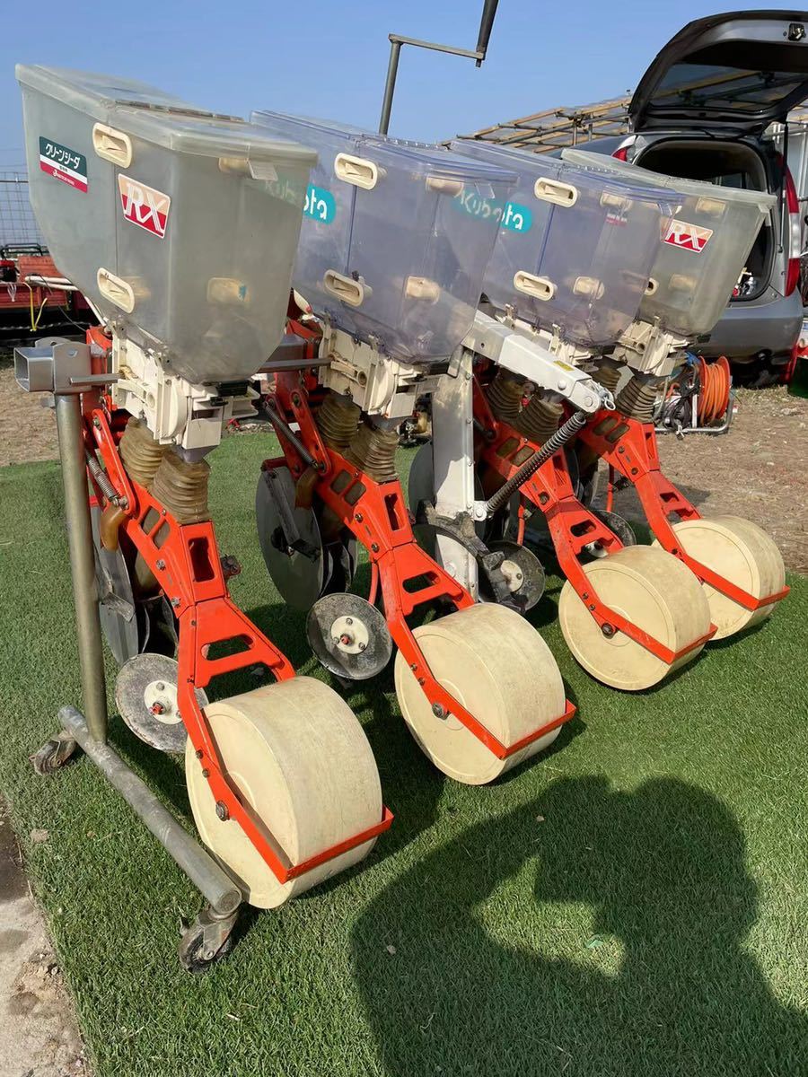 施肥播種機 クリーンシーダ RX -1400 4条 スタンド付き 施肥播種機 クリーンシーダ RX -1400 4条 スタンド付き