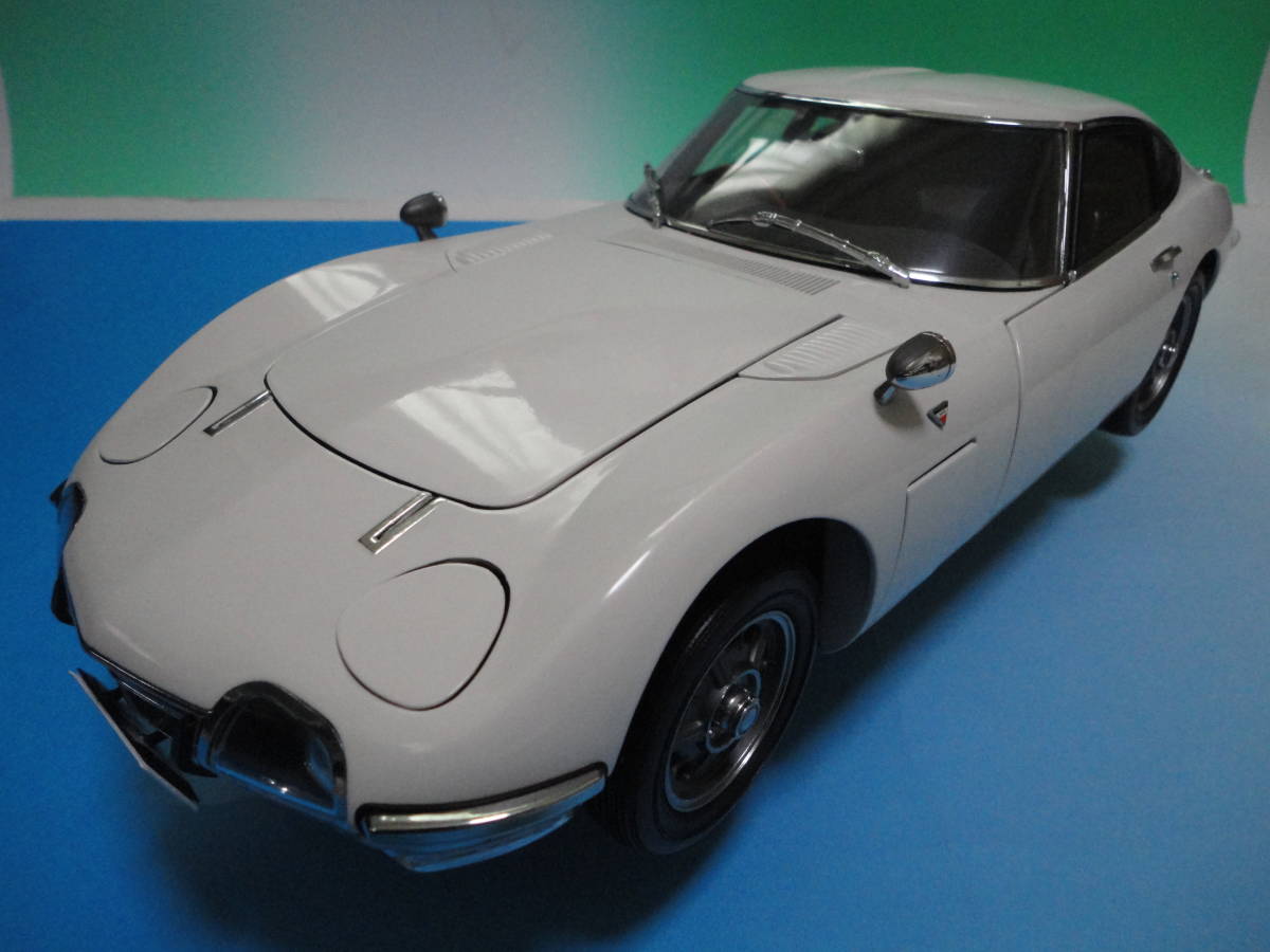ディアゴスティーニ ( DeAGOSTINI ) 1/10 トヨタ2000GT 前期型 完成品