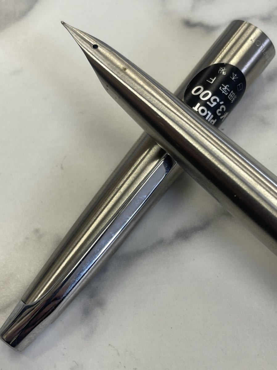 2.希少・新品・未使用・PILOT パイロット ミュー701 μ 万年筆 ペン先