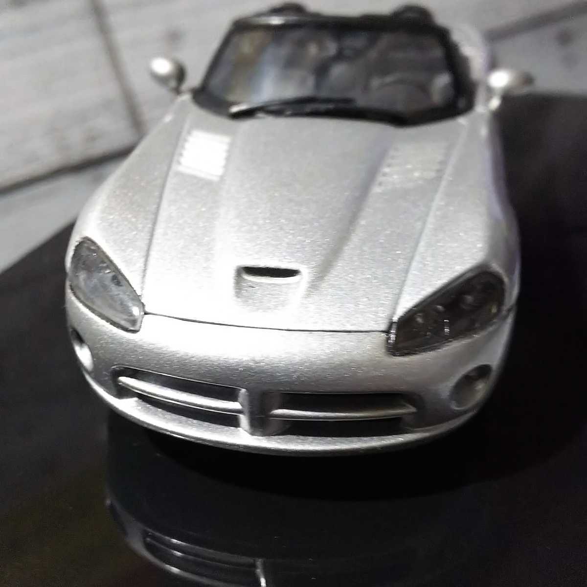 AUTO art「1/43 Dodge VIPER SRT-10」シルバー 2003 ダッジ AUTO art「1/43 Dodge VIPER SRT-10」シルバー 2003 ダッジ