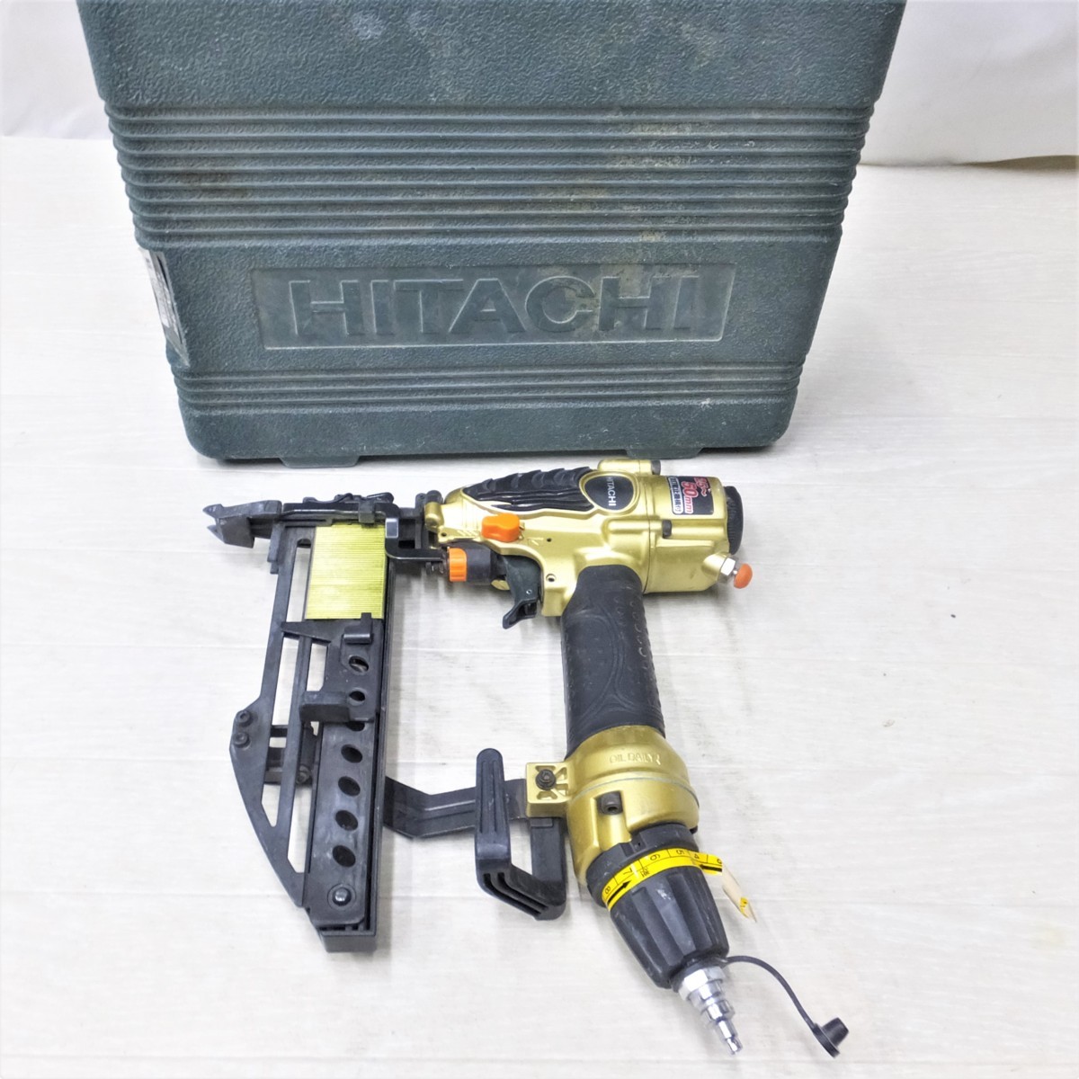 となります⇍ HiKOKI(旧日立工機) 高圧フロア用タッカ/N3804HMF DCM
