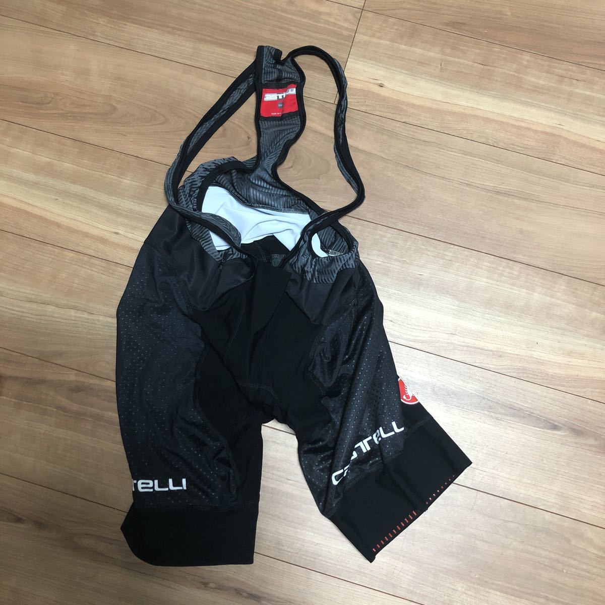 贅沢品 Free / カステリ 即決即日発送】Castelli 【新品 Aero XLサイズ 購入大特価 ナイキ NiKE RACE ビブショーツ レース SHORTS BIB ウエア