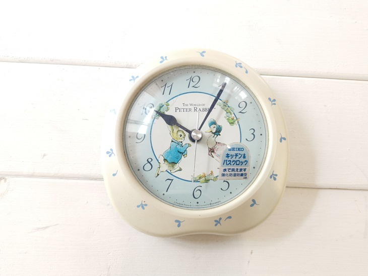 SEIKO kitchen & bus clock PETER RABBIT