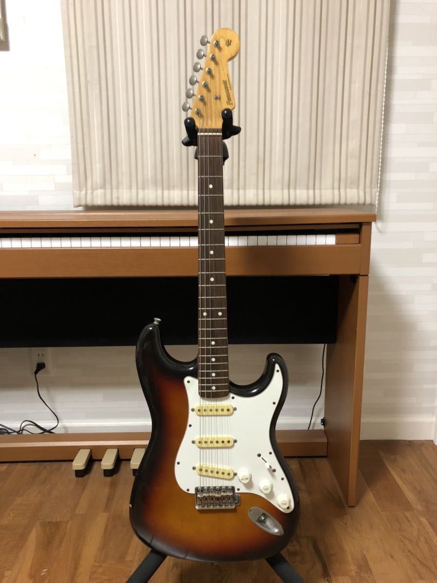 楽天市場 Fernandes The Revival ストラトタイプ 現状出品 フェルナンデス リバイバル 大注目