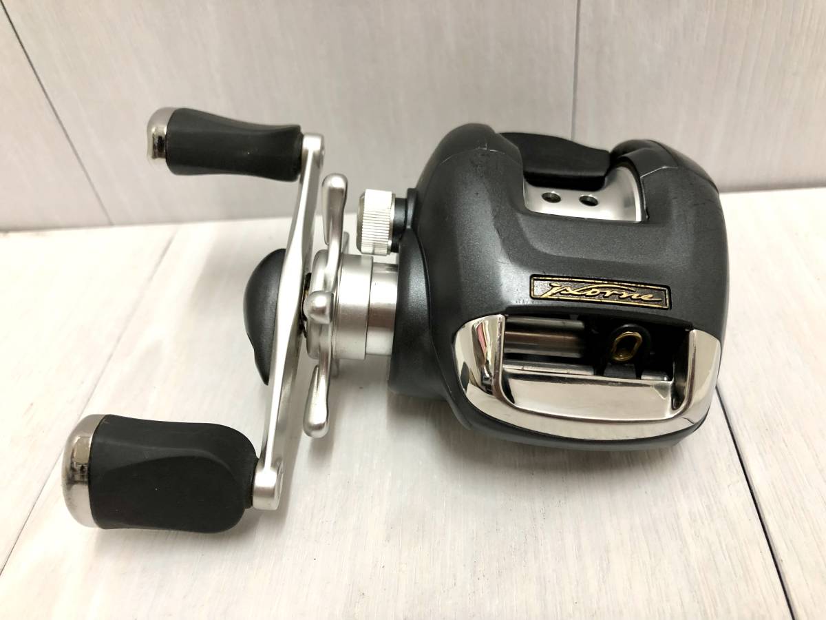 送料無料 良品 RYOBI リョービ イクシオーネ F300RF ベイト 送料無料 良品 RYOBI リョービ イクシオーネ F300RF ベイト