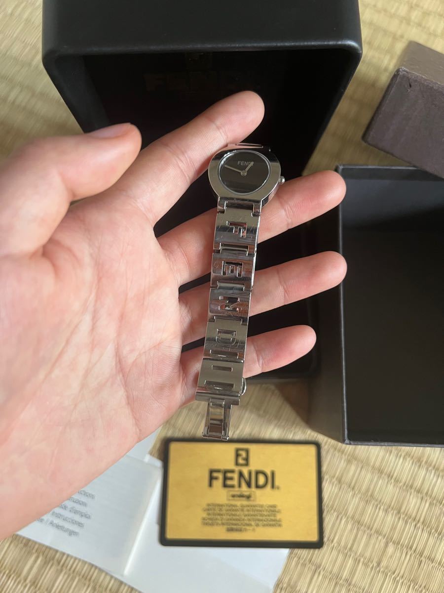 FENDI フェンディレディース腕時計orologiカード 箱あり 稼働品