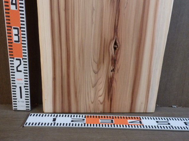 b2040680 新潟産杉●約88.8cm×44cm×厚2cm☆無垢板１枚板 木材 板 DIY 板材 天板 棚板 テーブル 看板 花台など種類豊富！_画像4