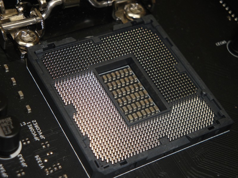 NZXT N7 Z490 LGA1200 ATX マザーボード N7-Z49XT-W1 白色 11世代CPU