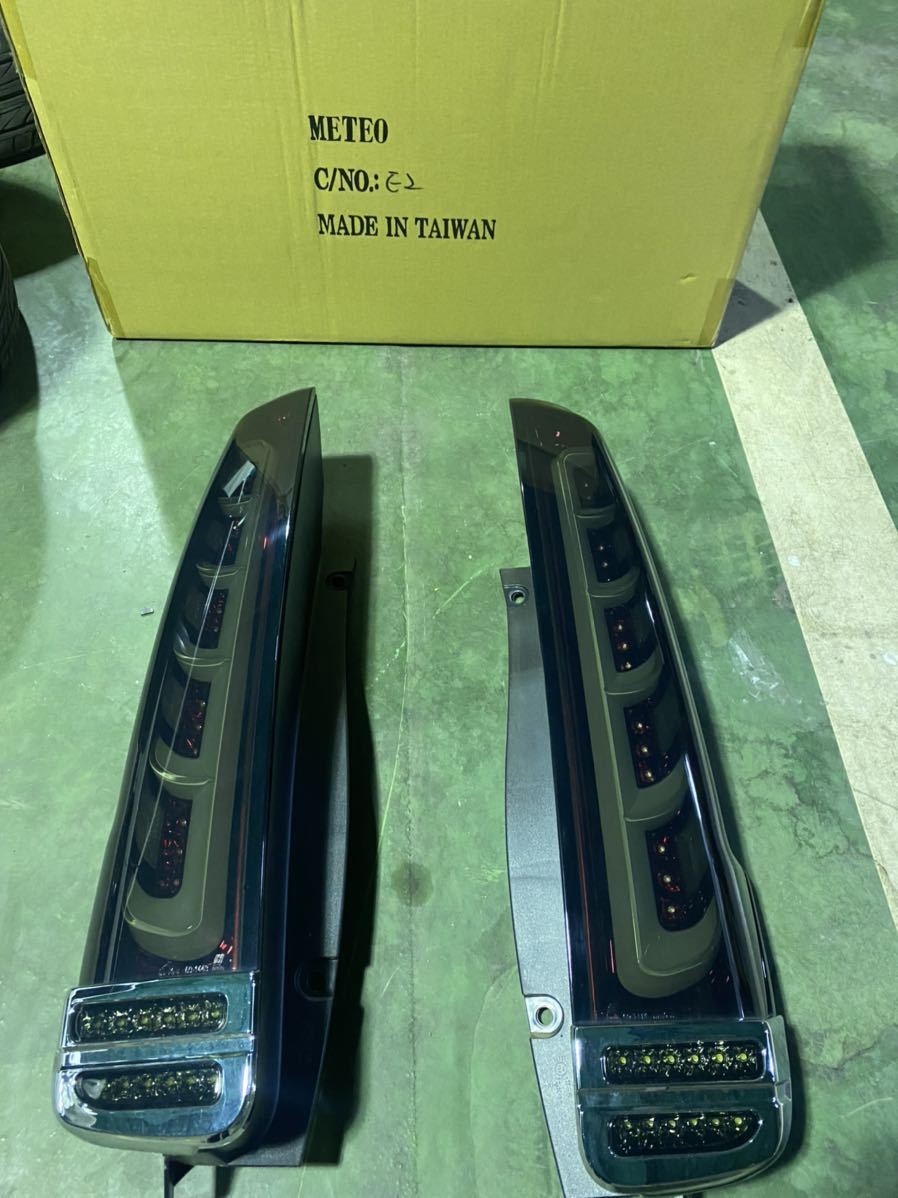 極美品!【流れるウィンカー仕様】METEO メテオ 80系 VOXY ヴォクシー