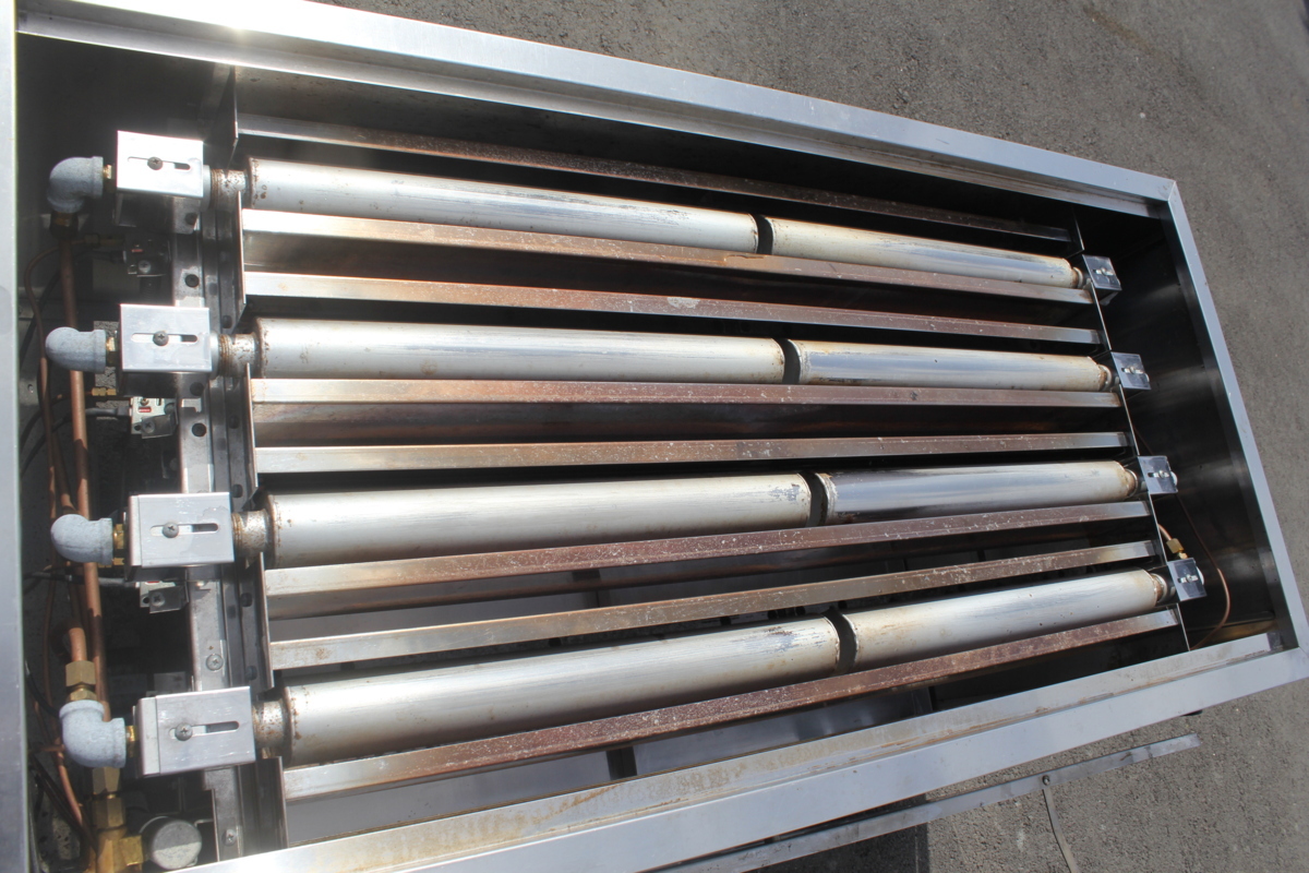 used ガスグリラー 上火式 タニコー TIG-120S ガス赤外線 used ガスグリラー 上火式 タニコー TIG-120S ガス赤外線