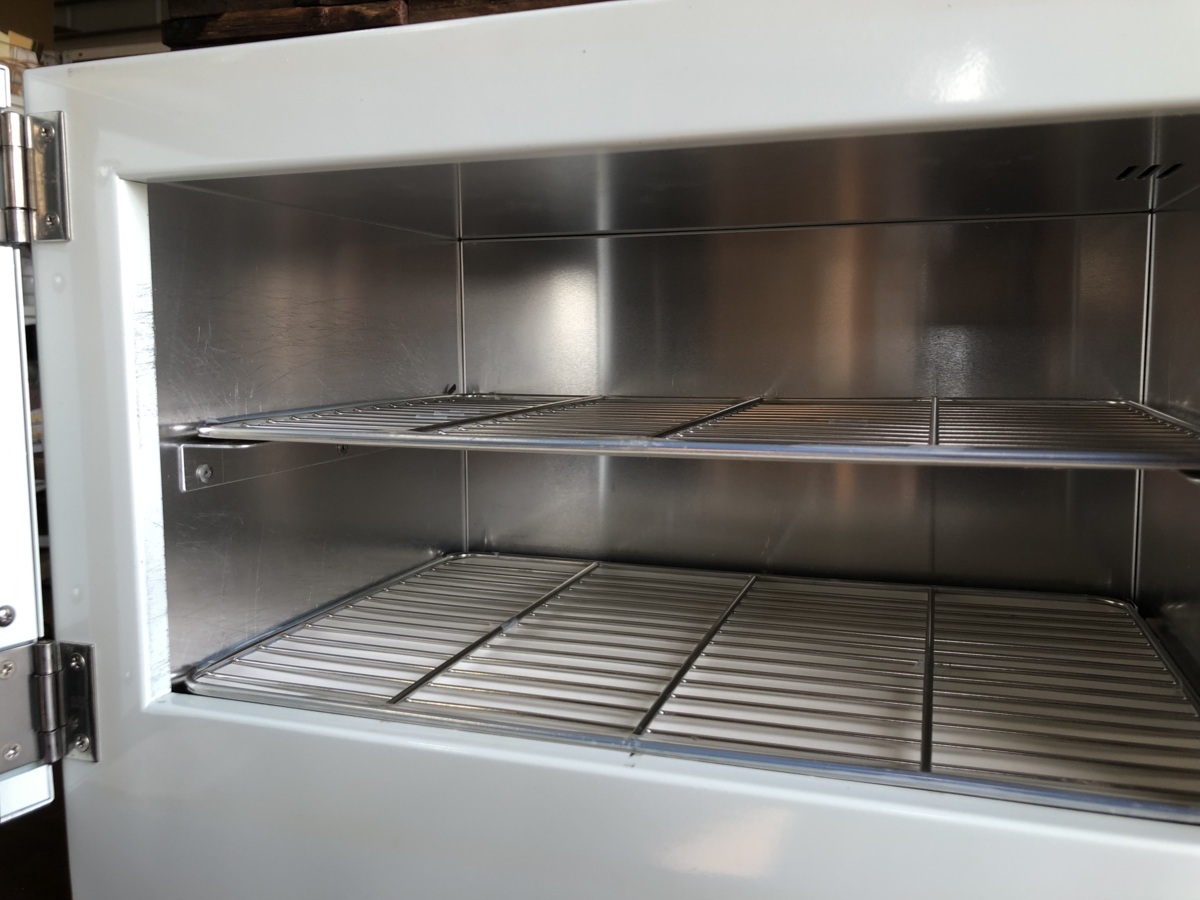 used AS ONE アズワン 小型振盪恒温器 SHAKING INCUBATOR PIC-100
