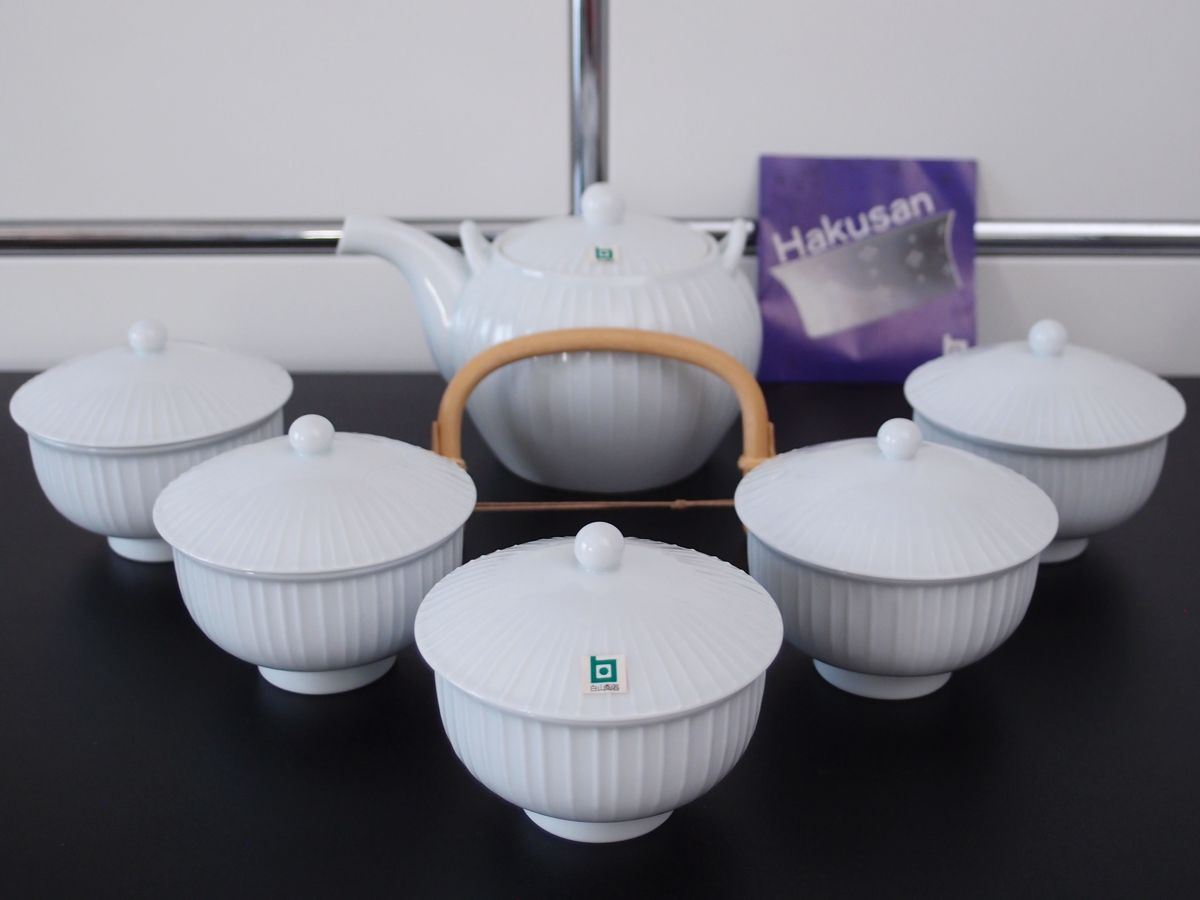 白山陶器 白磁立筋茶器 土瓶+フタ付湯呑み5コset!森正洋 昭和 白山陶器 白磁立筋茶器 土瓶+フタ付湯呑み5コset!森正洋 昭和