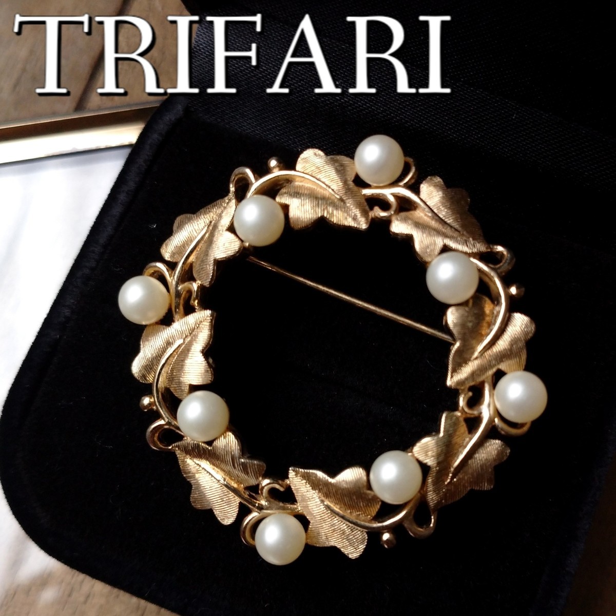 人気満点 TRIFARI クラウントリファリ ブローチ ヴィンテージ
