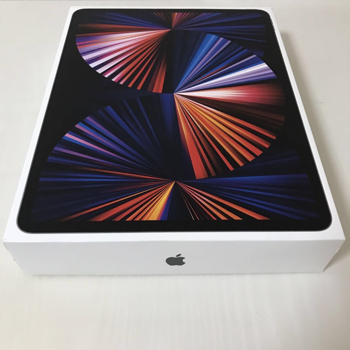 美品】iPad Pro 12.9インチ / 第5世代 / 128GB / Wi-Fi+Cellular / SIM