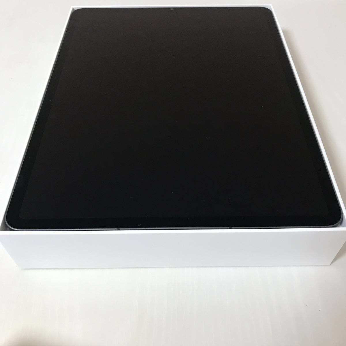 美品】iPad Pro 12.9インチ / 第5世代 / 128GB / Wi-Fi+Cellular / SIM