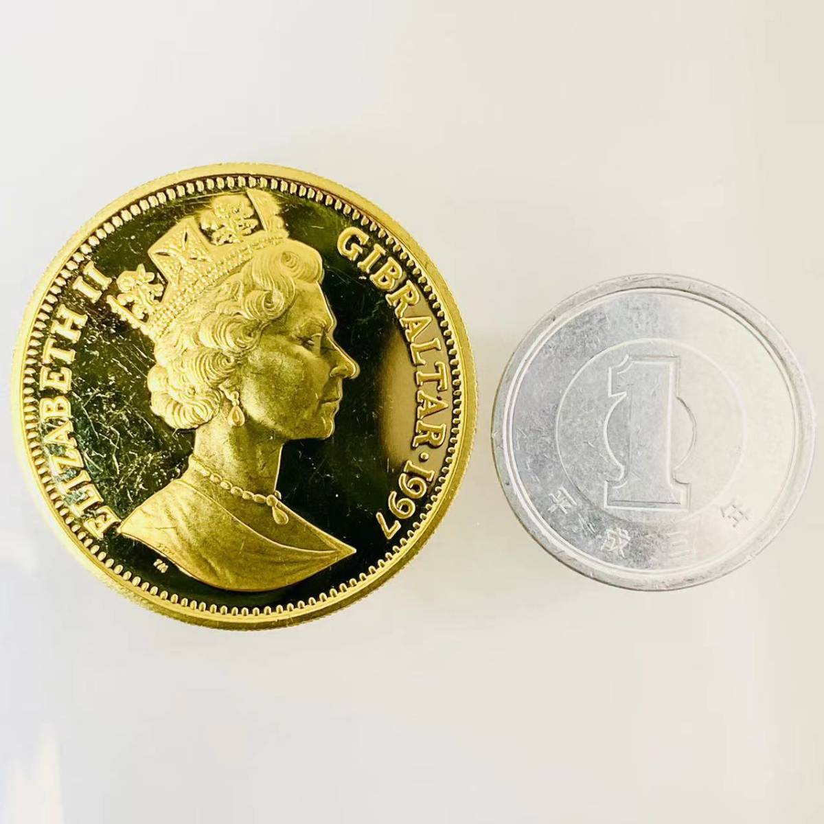 犬金貨 ヨークシャーテリア ジブラルタル 1/2オンス 1997年 24金 純金 15.5g イエローゴールド コイン GOLD コレクション 美品_画像3