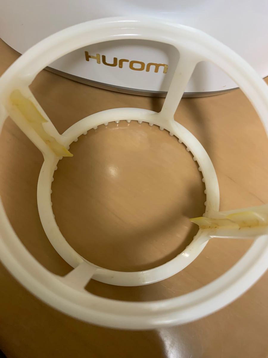 【中古可動品】HUROM スロージューサー HU-400ブランド：ヒューロム