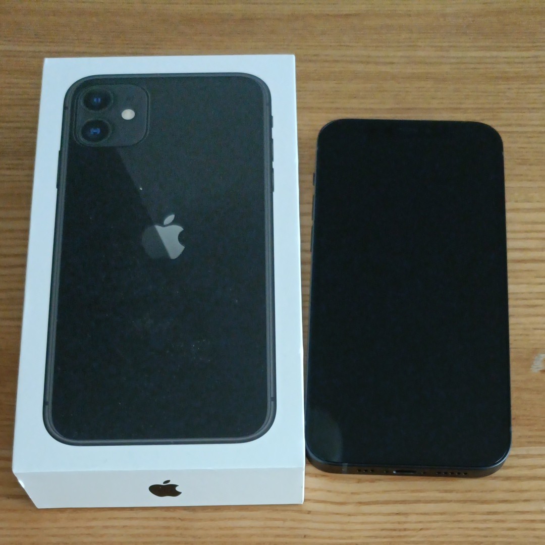 スマートフォン/携帯電話 スマートフォン本体 iPhone12 64GB ブラック　シムフリー SIMフリー