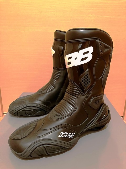 Yahoo!オークション - Balenciaga/Tyrex Biker Boots/Size41 Yahoo!オークション - Balenciaga/Tyrex Biker Boots/Size41