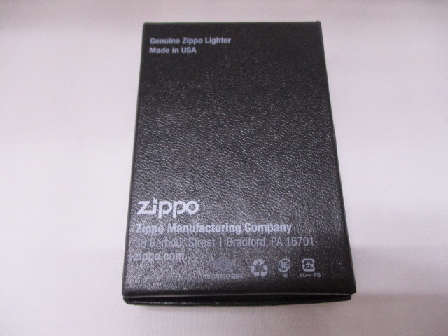 ZIPPO MADE IN USA シルバー色 ジッポ 保管品 付属品あり 定形外220円～ ゆうパック60サイズ 同梱対応可能_画像9