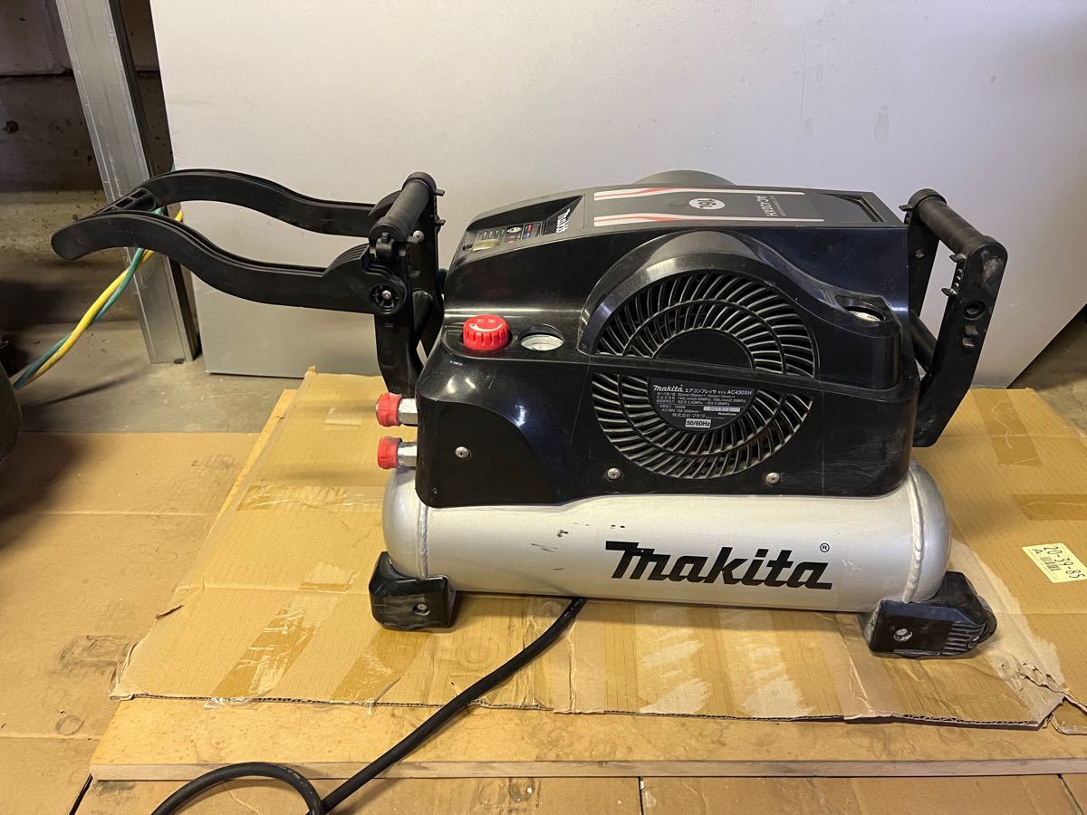 美品 良低騒音 大容量16L マキタ高圧常圧AC430XLエア−コンプレッサー