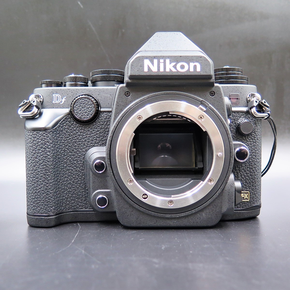 1円～ Nikon ニコン Df デジタル一眼レフカメラ ボディのみ 充電器付 y83-1336451s【Y商品】_画像2