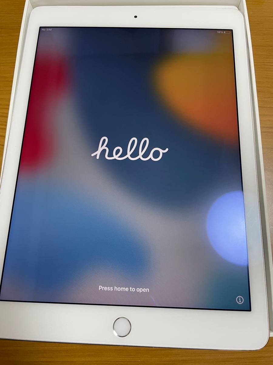 Apple iPad Air2 Wi-Fi+Cellular docomo M…