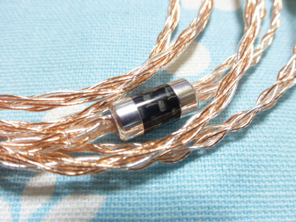 カスタム IEM Westone4R 用ケーブル 102SSC + 6N純銀撚り線 八芯 カスタム IEM Westone4R 用ケーブル 102SSC + 6N純銀撚り線 八芯