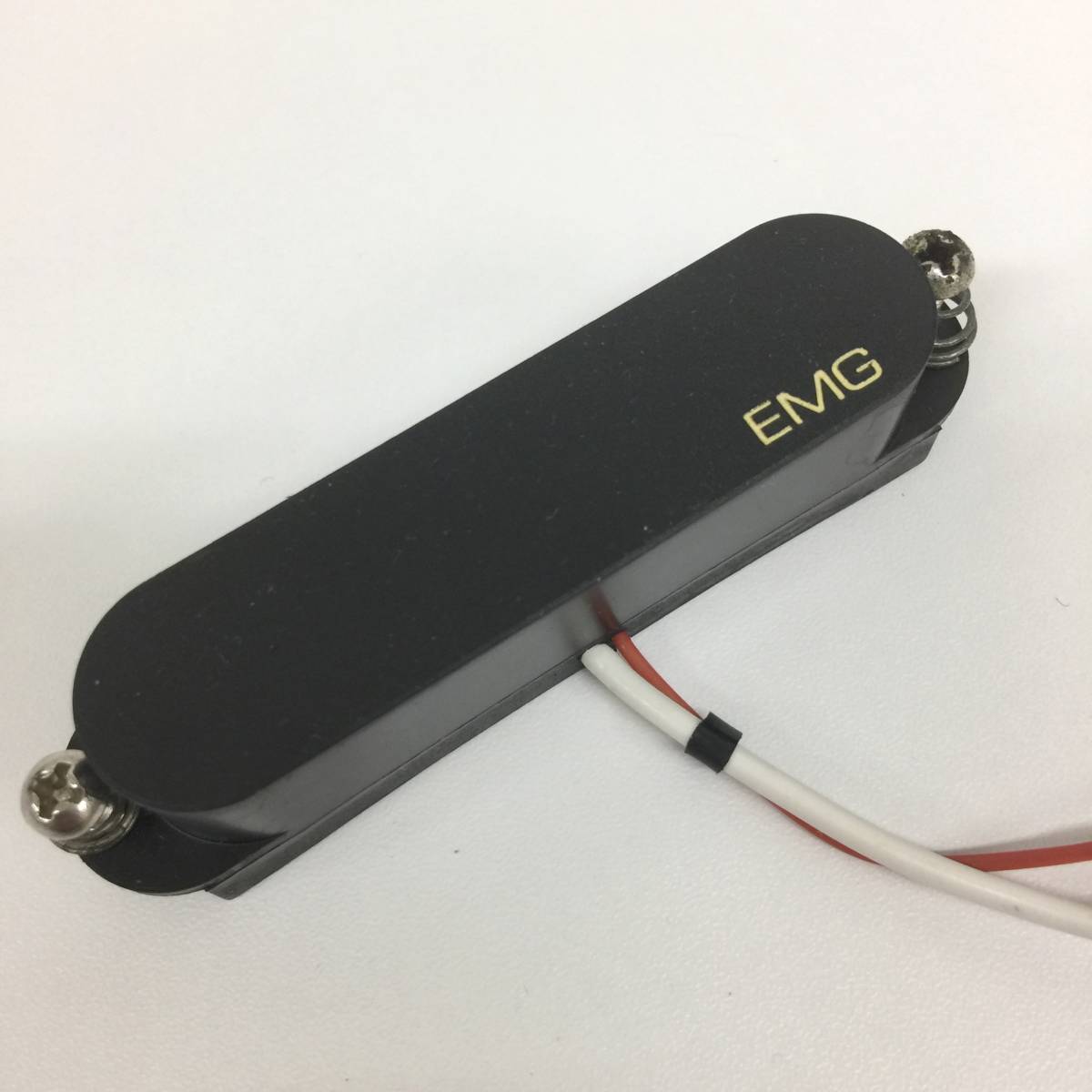 EMG SA 旧ロゴ 直配線の極上品 出品にあたりストラトのセンターで装着＆出音確認済みです。