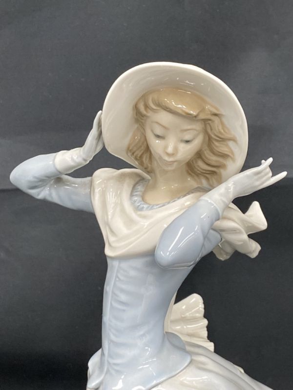 0404-1011ST⑪1914 LLADRO リヤドロ リアドロ 春のそよ風 4936 陶器人形 フィギュリン 女性 婦人 高さ35㎝_画像2