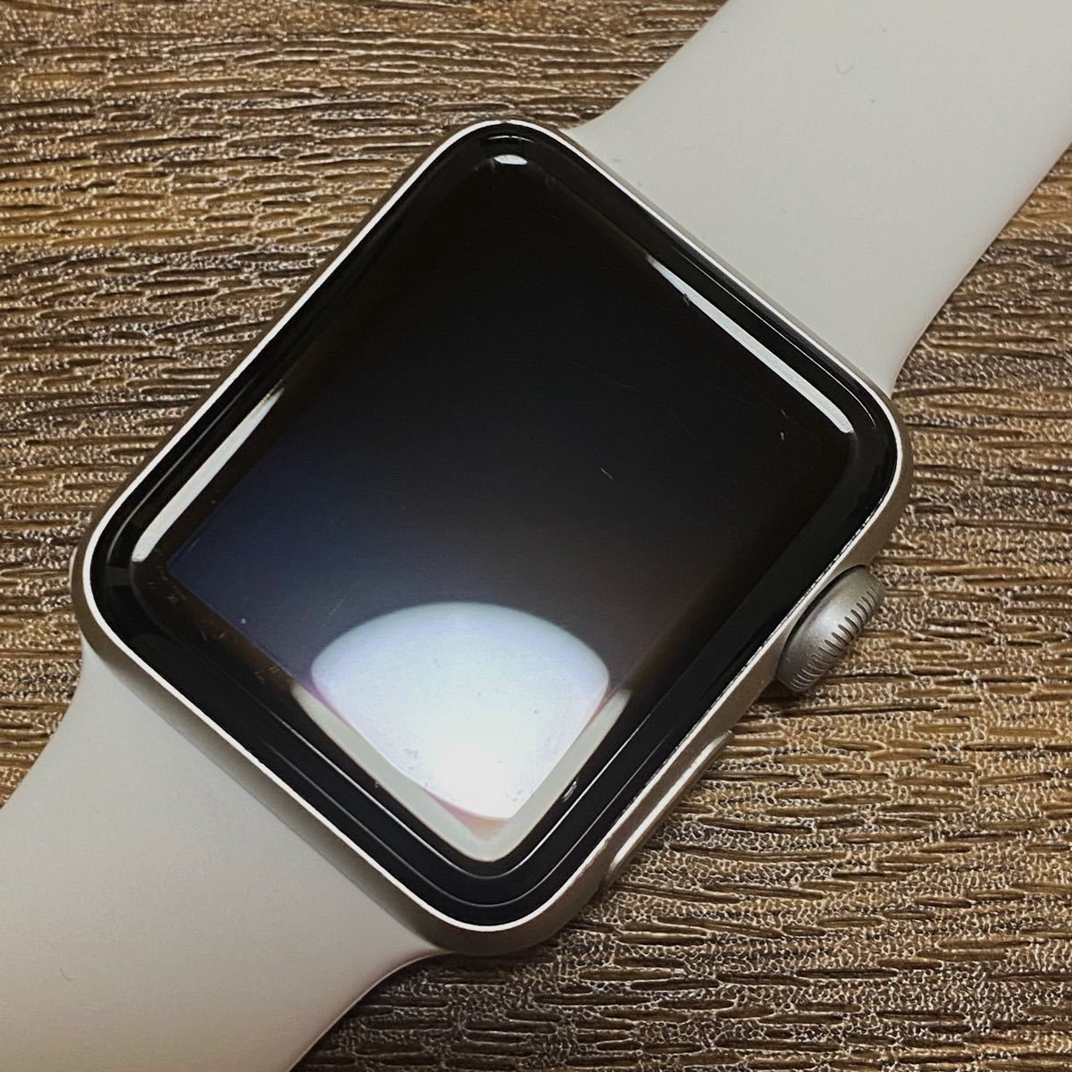 PayPayフリマ｜【美品】Apple watch series3 シルバー GPSモデル バンド新品 アップルウォッチ