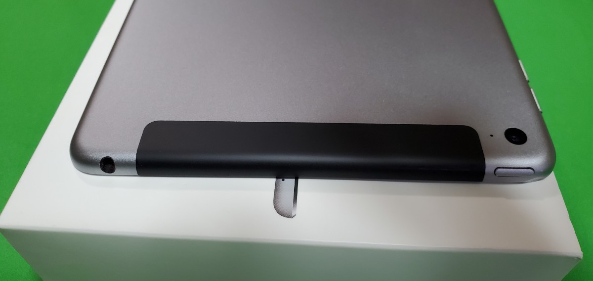 美品☆iPad mini 4☆ Wi-Fi Cellular ☆128GB ☆Space Gray simフリー