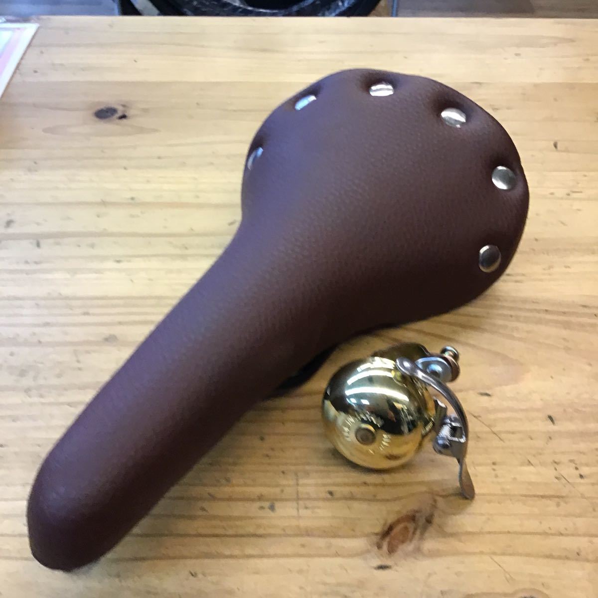 送料無料 レトロ 自転車ベル ②シルバー 音色響きます サイクルベル レトロ 自転車ベル ①ゴールド 音色響きます! サイクルベル