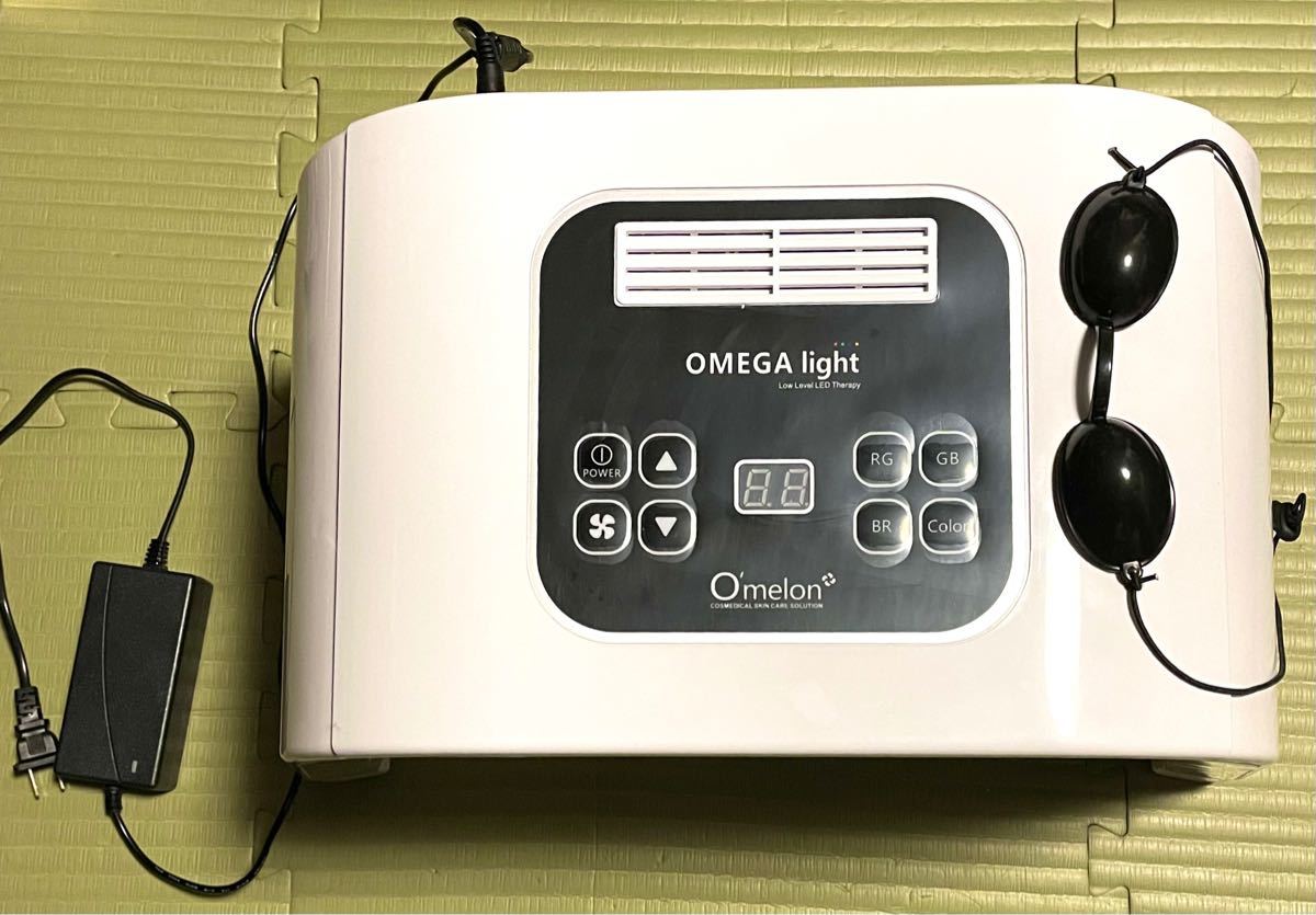 O´melon OMEGA light LEDレーザー美顔器 美容器具 肌治療 Yahoo!フリマ（旧）のサムネイル